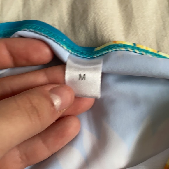 Bathing suit - Picture 5 of 5